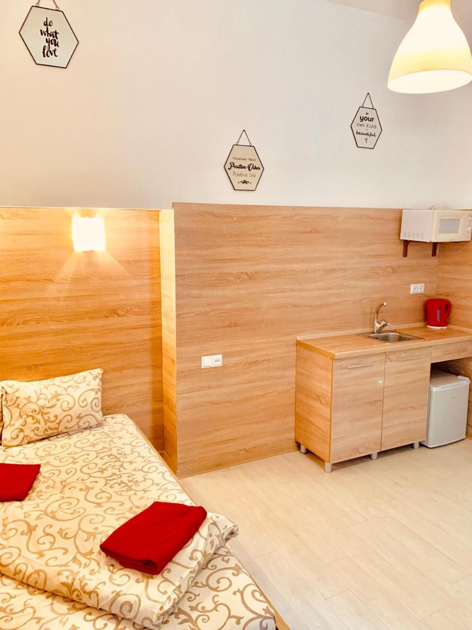 Mini Smart Apartments In The Central Part Of ลวีฟ ภายนอก รูปภาพ